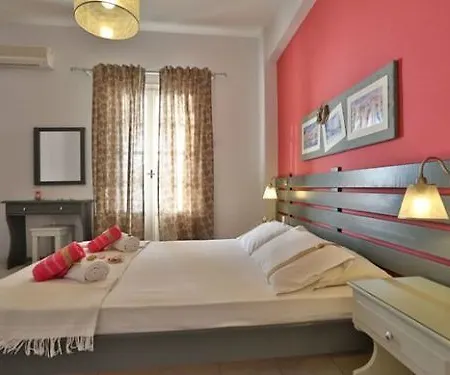 Kinibay Hotel